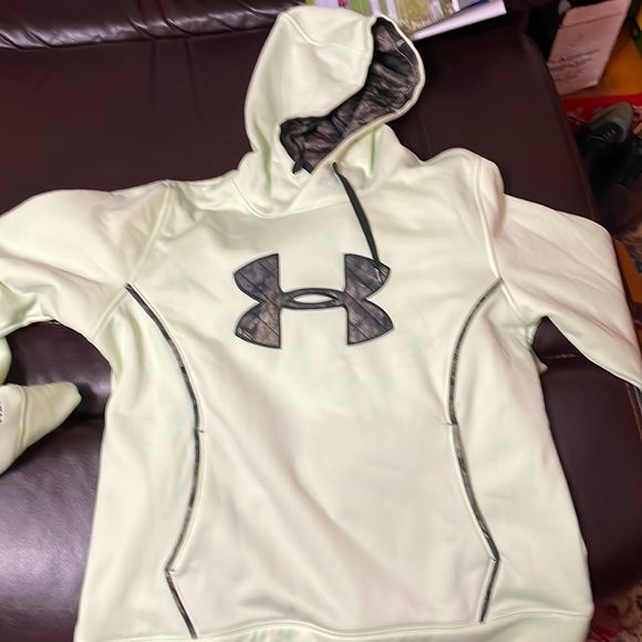 Under Armour Mossy Oak Hoodie XL. - Picture 3 of 11